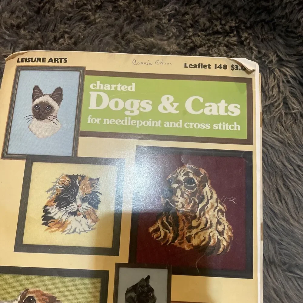 Vintage 1979 Leisure Arts Leaflet 148 Charted Dogs & Cats Cross Stitch Needlepoi